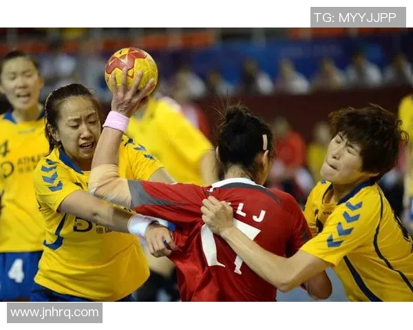 上海羽毛球队区域防守分析及其在比赛中的得失表现探讨 上海羽毛球队区域防守分析及其在比赛中的得失表现探讨