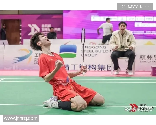 英超羽毛球热议杭州羽毛球队团队协作引发的争议与反思 英超羽毛球热议杭州羽毛球队团队协作引发的争议与反思