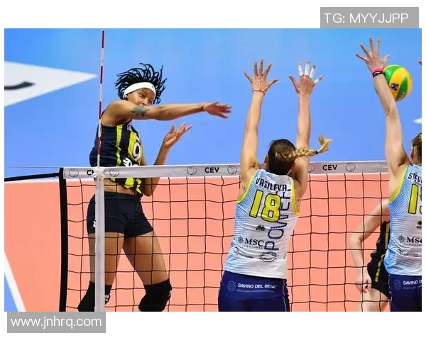 广州排球队的成长历程与欧冠足球的精彩交汇之旅 广州排球队的成长历程与欧冠足球的精彩交汇之旅